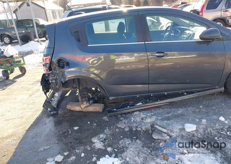 2019 Chevrolet Sonic Lt Auto из США, поврежденный, VIN 1G1JD6SB6K4117712